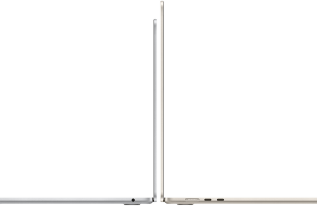 Side view of 13-inch and 15-inch models of MacBook Air in Silver and Starlight, open and back-to-back